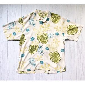 Tommy Bahama Button Down